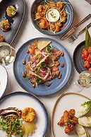 The Clermont London, Victoria