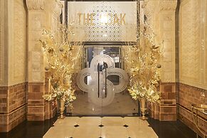 The Clermont London, Victoria