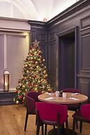 The Clermont London, Victoria