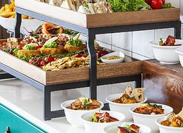 The Clermont London, Victoria