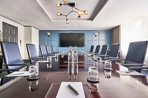 The Clermont London, Victoria