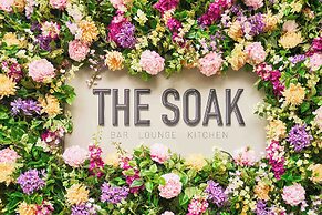 The Clermont London, Victoria