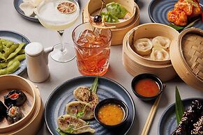 The Clermont London, Victoria