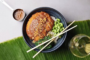 The Clermont London, Victoria