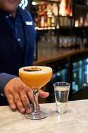 The Clermont London, Victoria