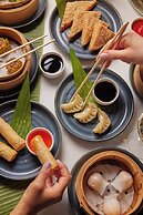 The Clermont London, Victoria