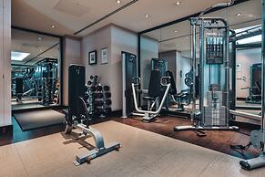 The Clermont London, Victoria