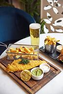 The Clermont London, Victoria