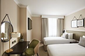 The Clermont London, Victoria