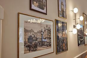 The Clermont London, Victoria