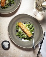 The Clermont London, Victoria