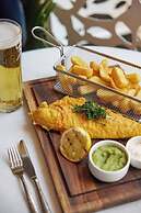 The Clermont London, Victoria