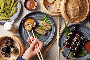 The Clermont London, Victoria