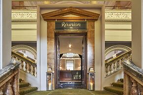 The Clermont London, Victoria