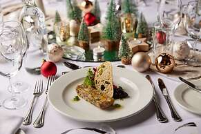 The Clermont London, Victoria