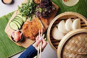 The Clermont London, Victoria