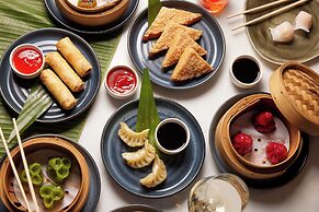 The Clermont London, Victoria