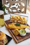 The Clermont London, Victoria