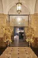 The Clermont London, Victoria