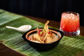 The Clermont London, Victoria