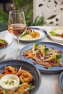 The Clermont London, Victoria