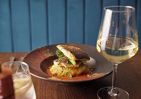 The Clermont London, Victoria