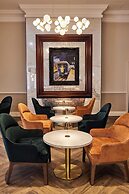 The Clermont London, Victoria
