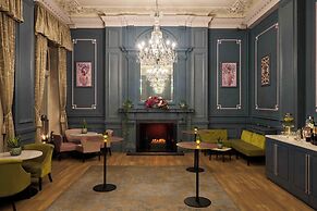 The Clermont London, Victoria