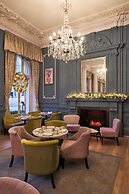 The Clermont London, Victoria