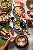 The Clermont London, Victoria