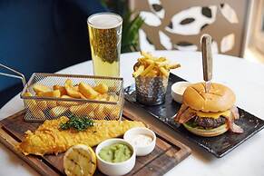The Clermont London, Victoria