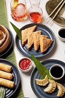 The Clermont London, Victoria