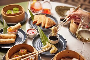 The Clermont London, Victoria