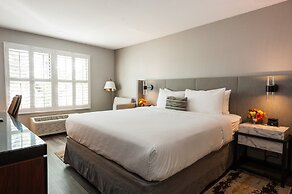 Hotel Indigo Napa Valley by IHG