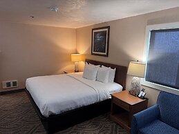 Promenade Inn & Suites Oceanfront