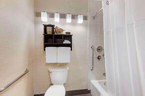 Hotel Watertown