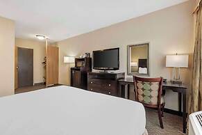 Hotel Watertown