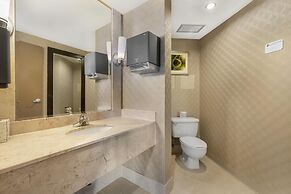 Best Western Plus Waterfront Hotel