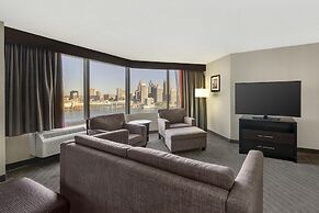 Best Western Plus Waterfront Hotel