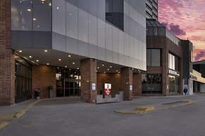 Best Western Plus Waterfront Hotel