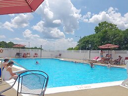 Howard Johnson by Wyndham Lexington