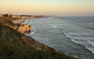 Pismo Lighthouse Suites