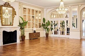 The Palace, a Luxury Collection Hotel, Madrid