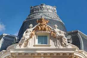 The Palace, a Luxury Collection Hotel, Madrid