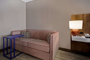 Hampton Inn Birmingham-Colonnade 280