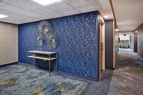 Hampton Inn Birmingham-Colonnade 280