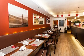 Boutique 003 Köln am DOM, Trademark Collection by Wyndham