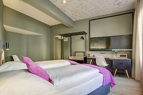 Boutique 003 Köln am DOM, Trademark Collection by Wyndham