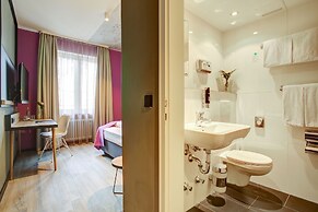 Boutique 003 Köln am DOM, Trademark Collection by Wyndham