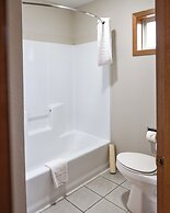 RiverTree Inn & Suites